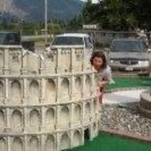 Meet your Posher, Alys